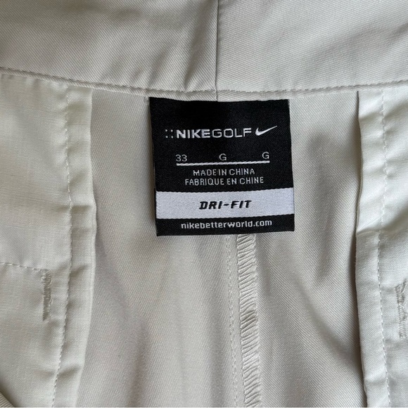 Nike Golf Dri-FIT shorts in Cream size 33 - Picture 2 of 10